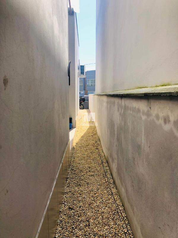 Casa à venda no bairro Limeira Baixa: 