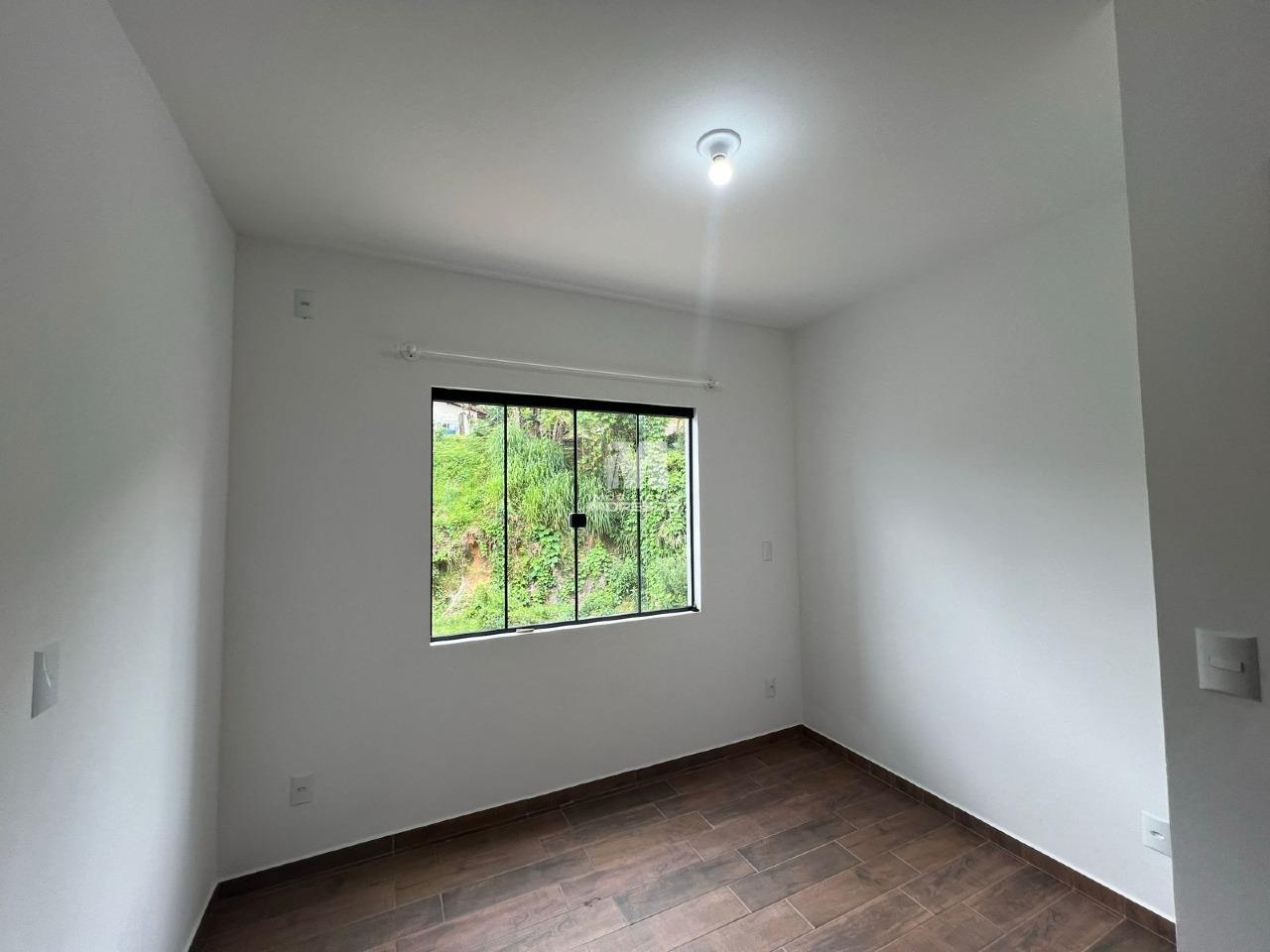 Casa à venda no bairro Limeira Baixa: 