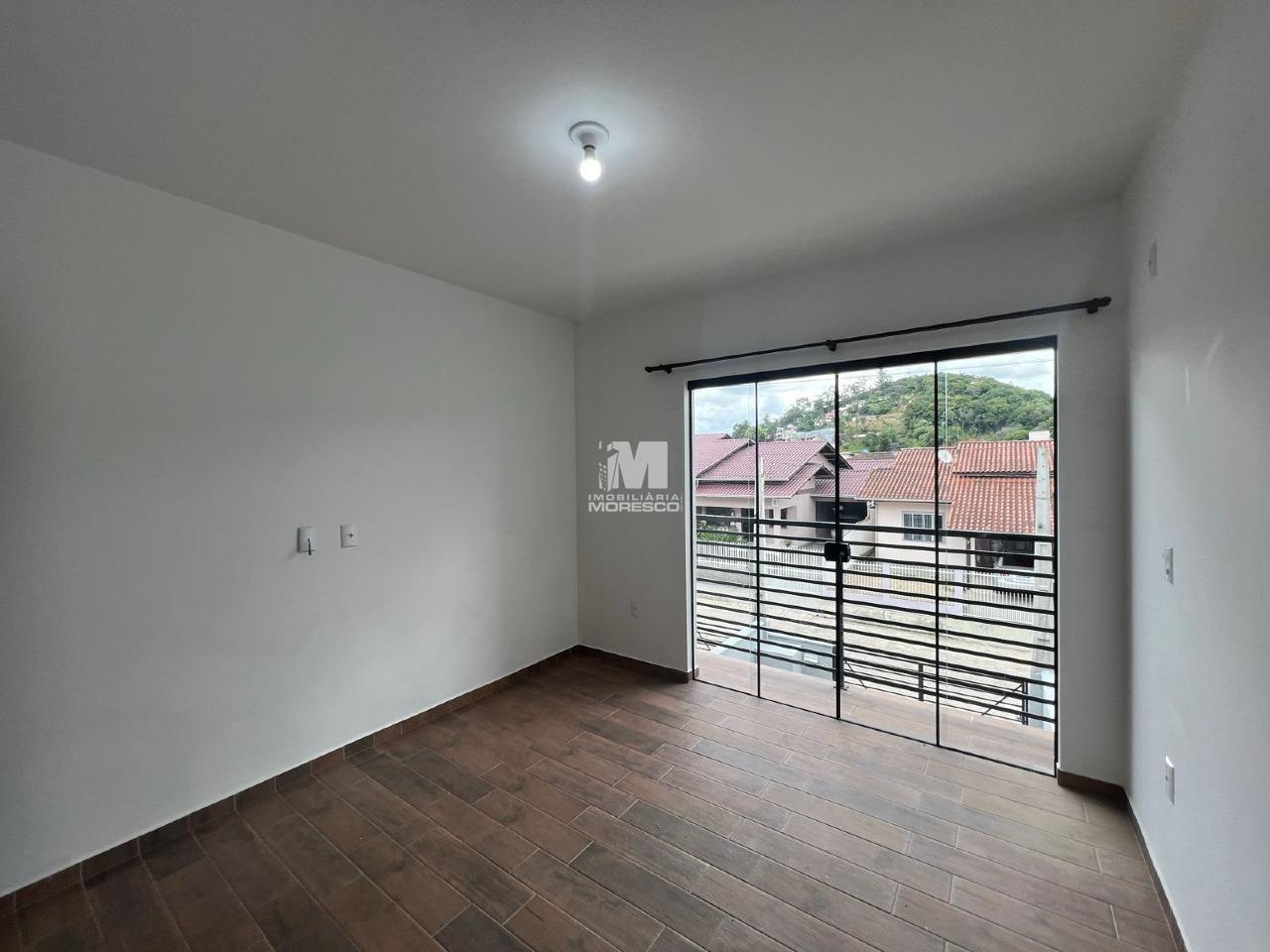 Casa à venda no bairro Limeira Baixa: 