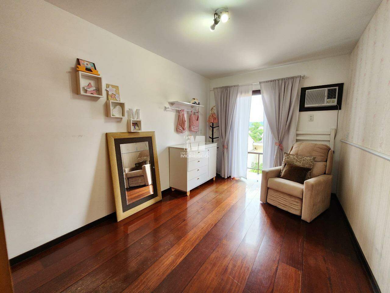 Casa à venda no bairro Jardim Maluche: 