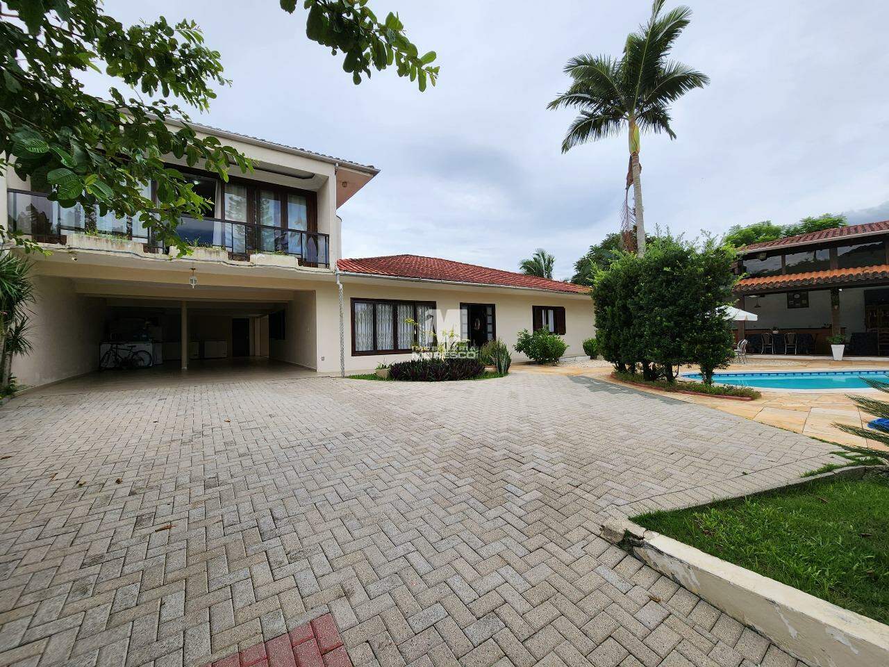 Casa à venda no bairro Jardim Maluche: 