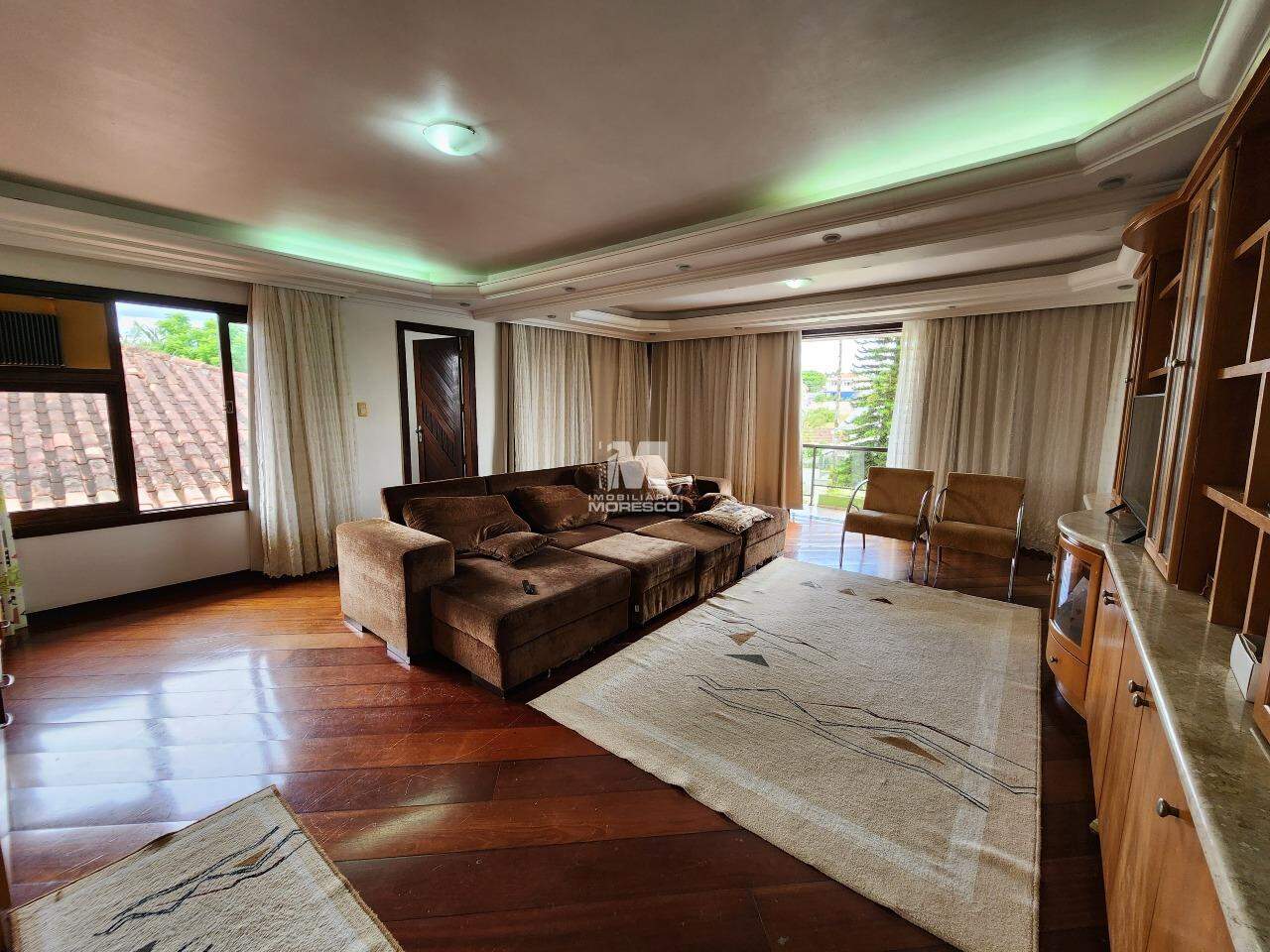 Casa à venda no bairro Jardim Maluche: 