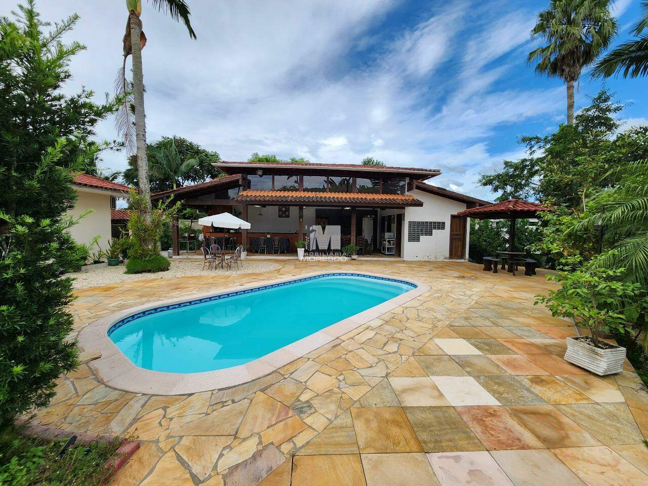 Casa à venda no bairro Jardim Maluche: 