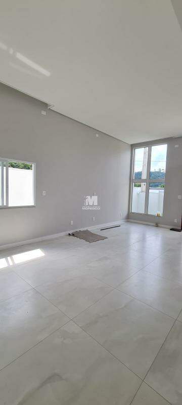 Casa à venda no bairro Primeiro de Maio: