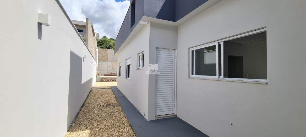 Casa à venda no bairro Primeiro de Maio: