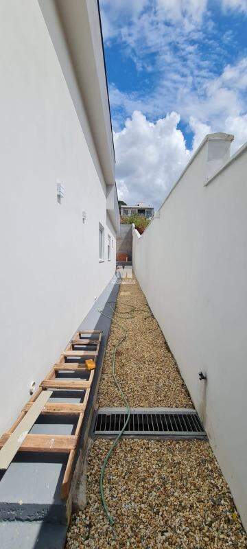 Casa à venda no bairro Primeiro de Maio: