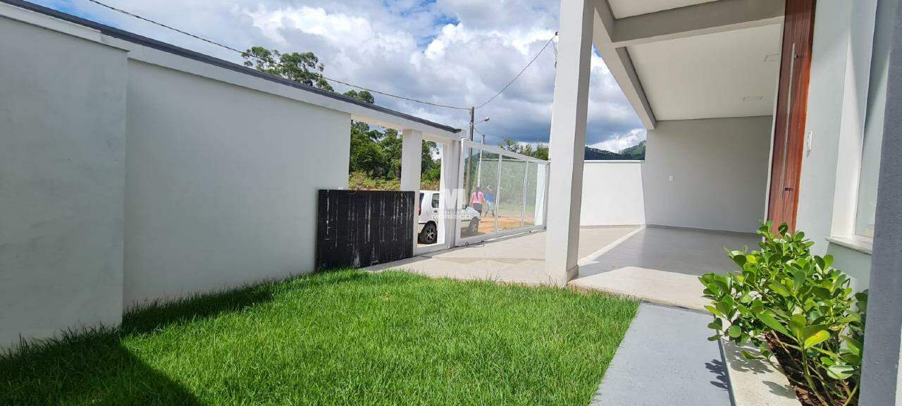 Casa à venda no bairro Primeiro de Maio: