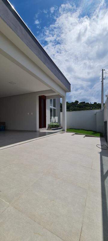 Casa à venda no bairro Primeiro de Maio: 