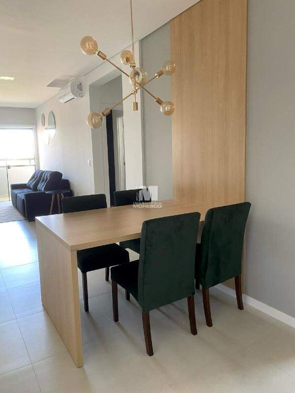 Apartamento à venda no bairro Santa Terezinha:
