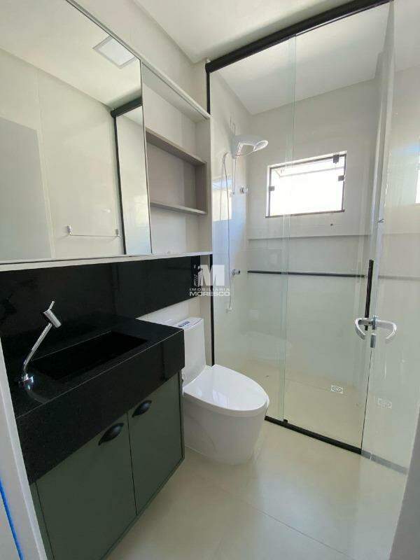 Apartamento à venda no bairro Santa Terezinha: 
