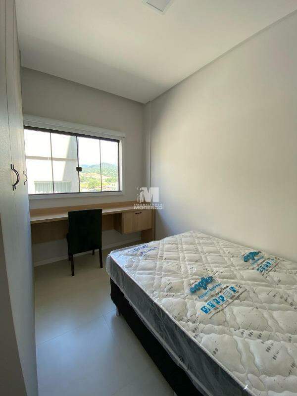 Apartamento à venda no bairro Santa Terezinha: 