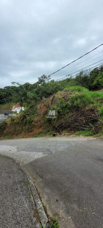 Terreno à venda no bairro Nova Brasília: 