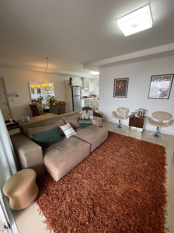 Apartamento à venda no bairro Centro: 