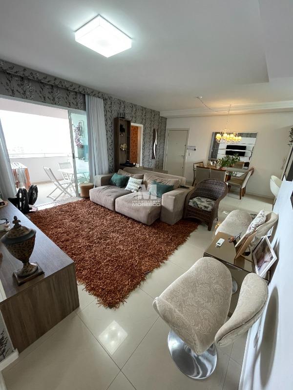 Apartamento à venda no bairro Centro: 