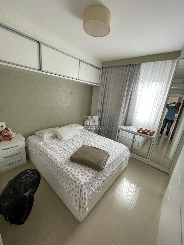 Apartamento à venda no bairro Centro: 