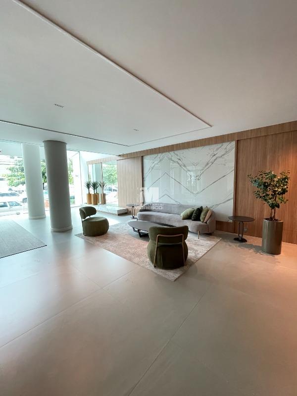 Apartamento à venda no bairro Centro: 