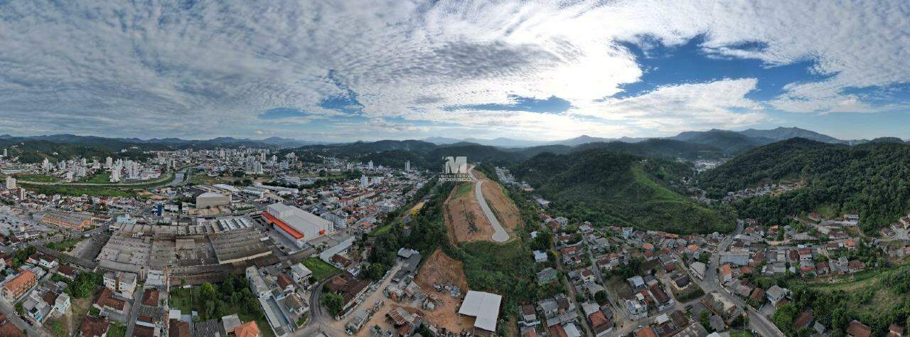 Terreno à venda no bairro Steffen: