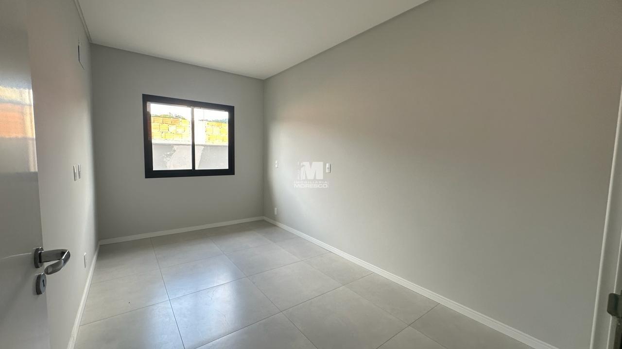 Casa à venda no bairro Planalto: 