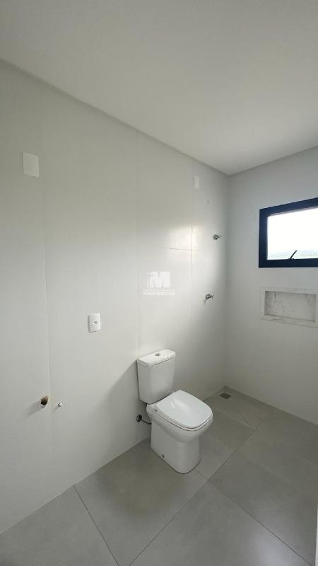 Casa à venda no bairro Planalto: 