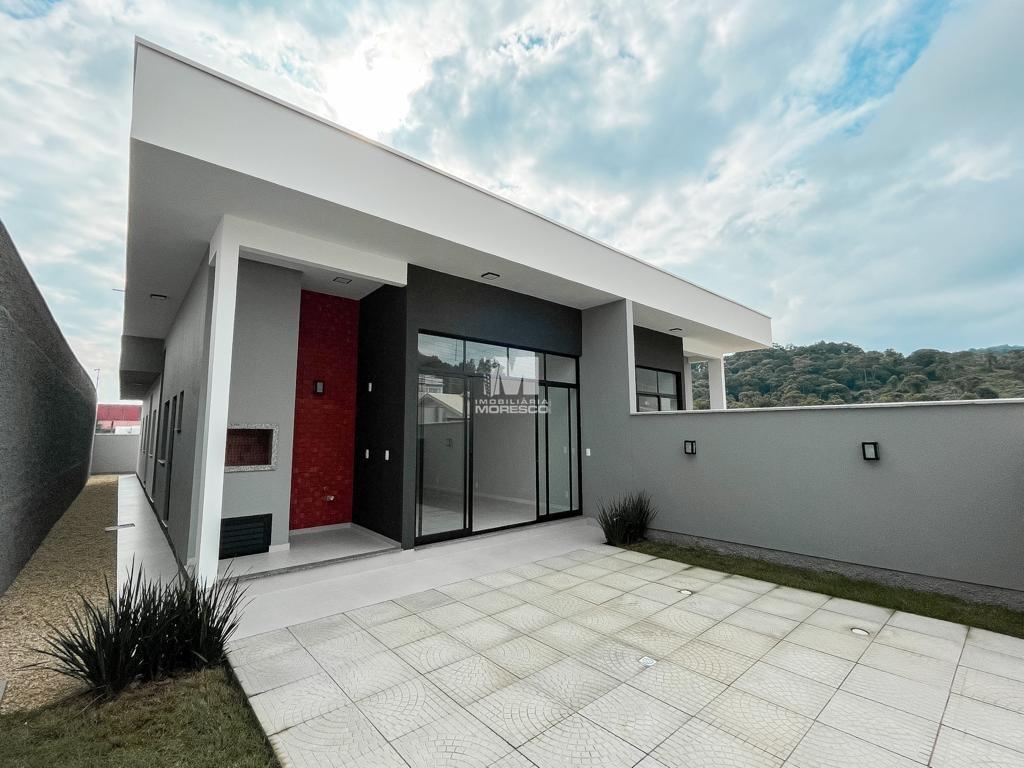 Casa à venda no bairro Planalto: 