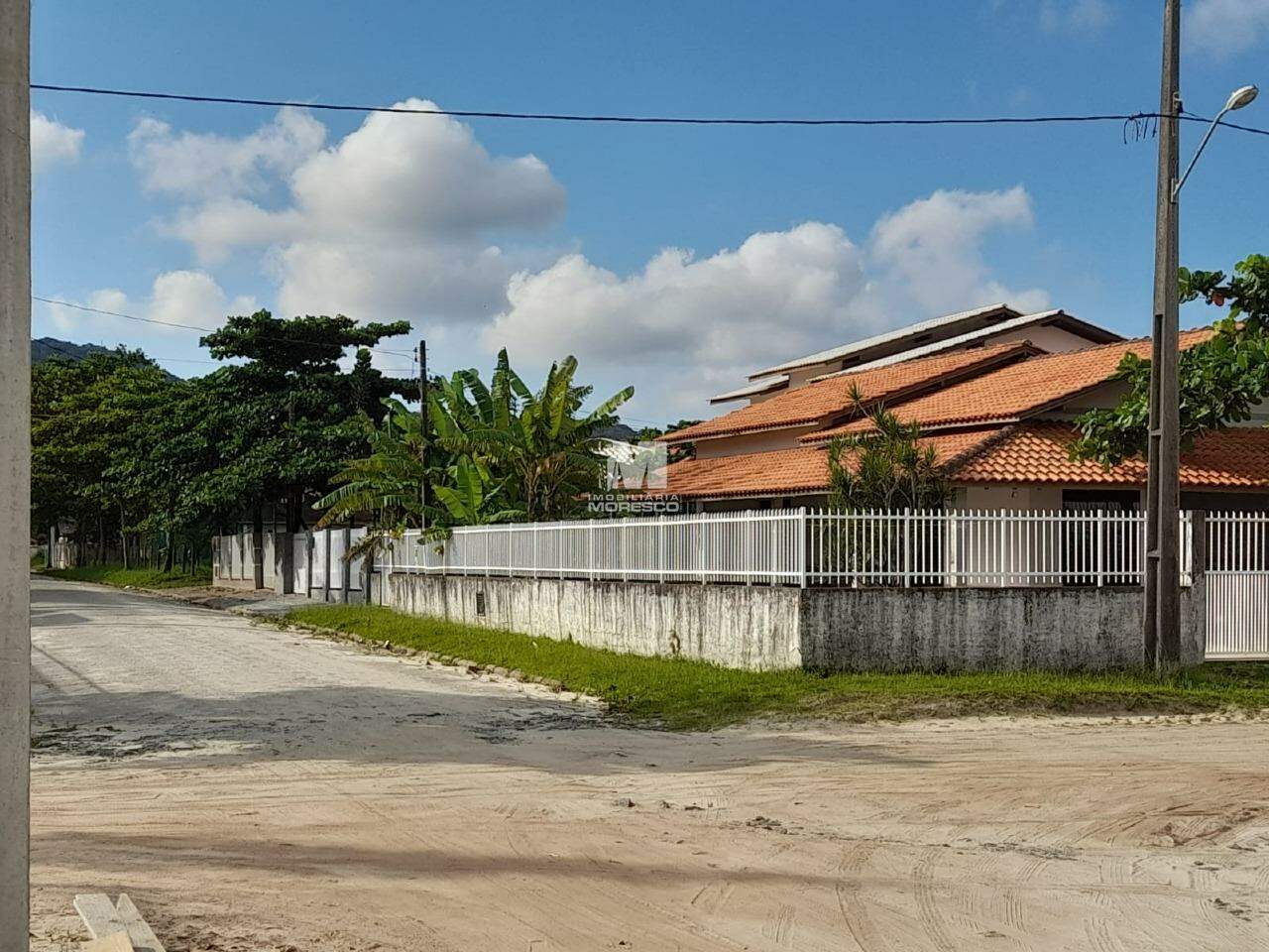 Casa de 4 quartos, 200m² no bairro Zimbros, em Bombinhas | Eu Corretor