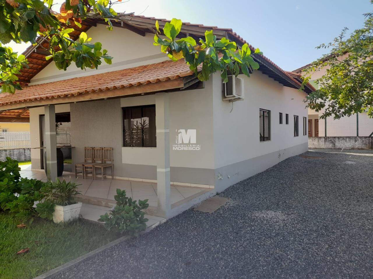 Casa de 4 quartos, 200m² no bairro Zimbros, em Bombinhas | Eu Corretor