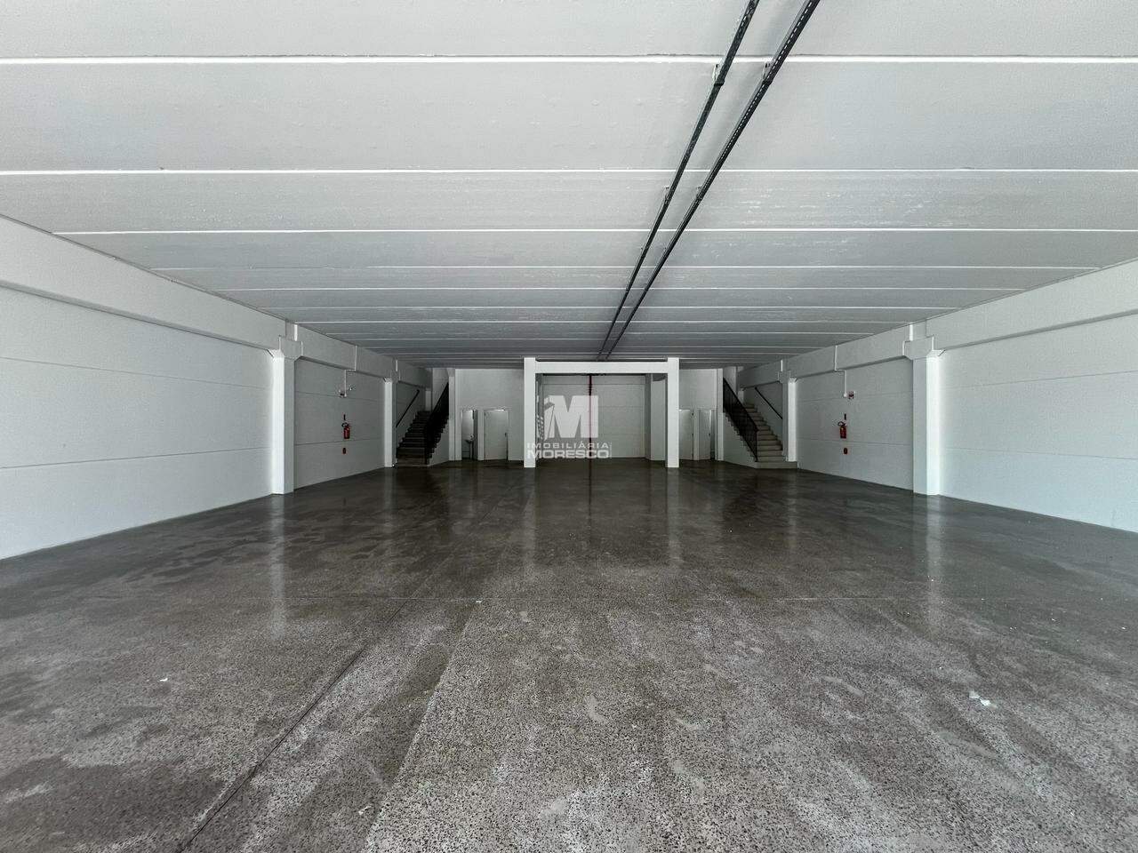 Sala Comercial de 750m² no bairro Santa Terezinha, em Brusque | Eu Corretor