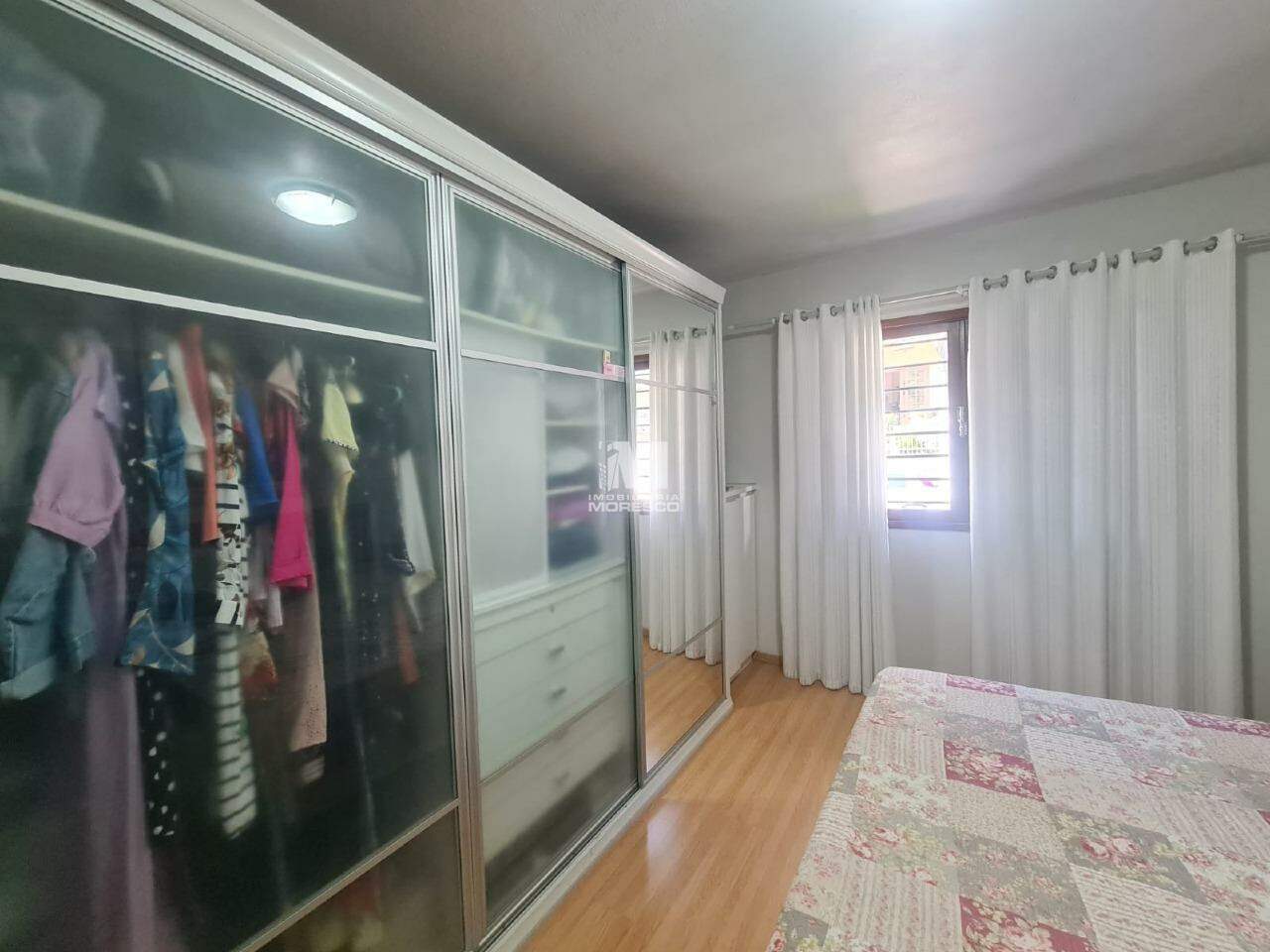 Casa à venda no bairro Santa Rita: