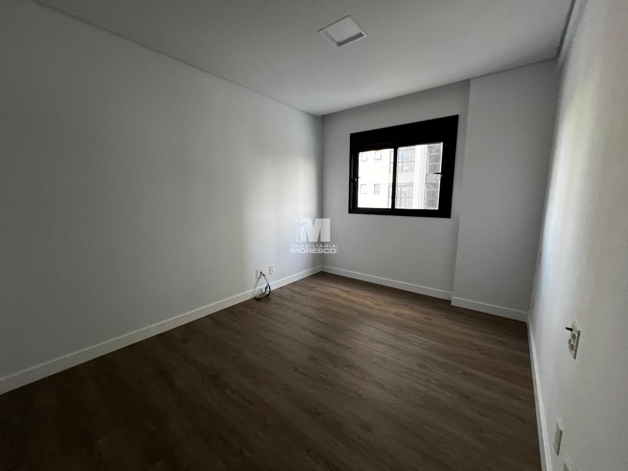 Apartamento à venda no bairro Centro I: 