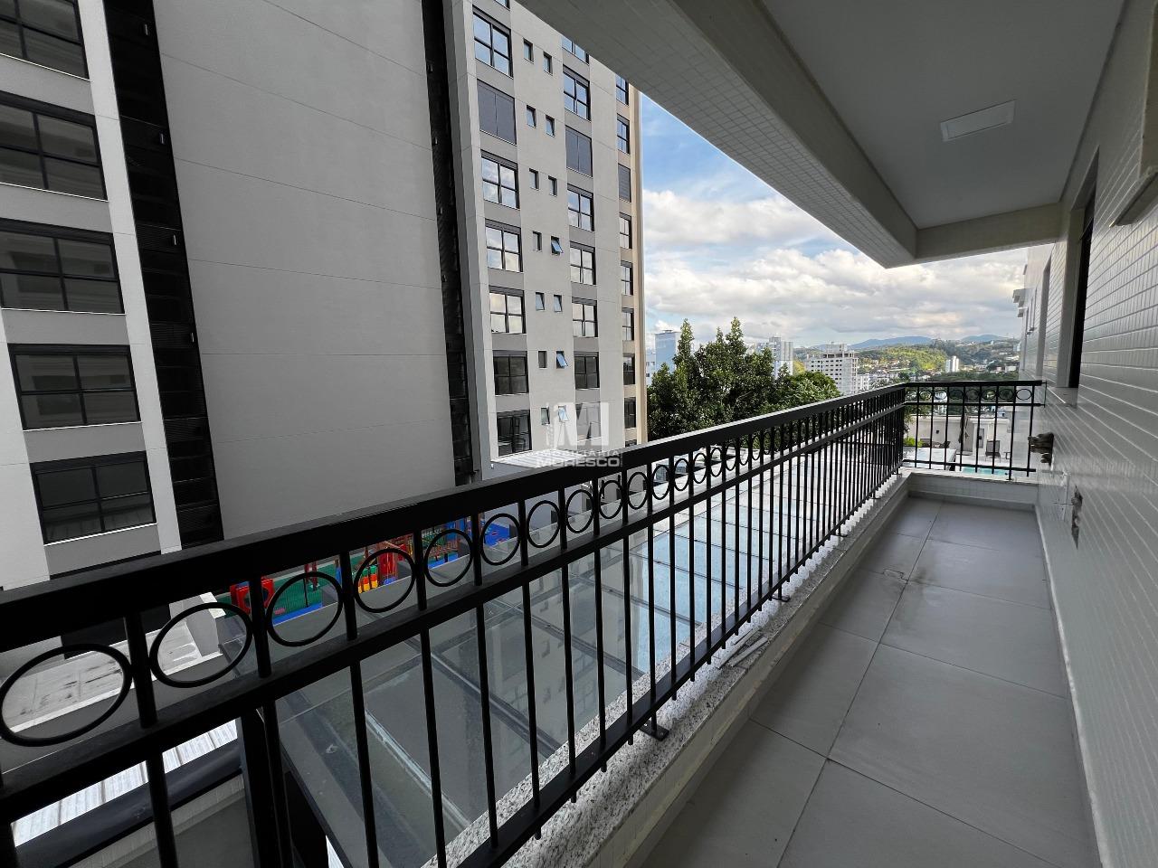 Apartamento à venda no bairro Centro I: 