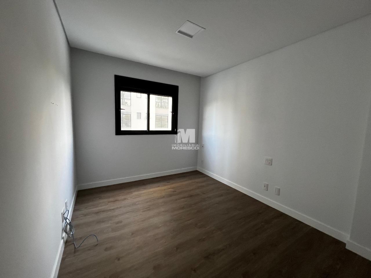 Apartamento à venda no bairro Centro I: 