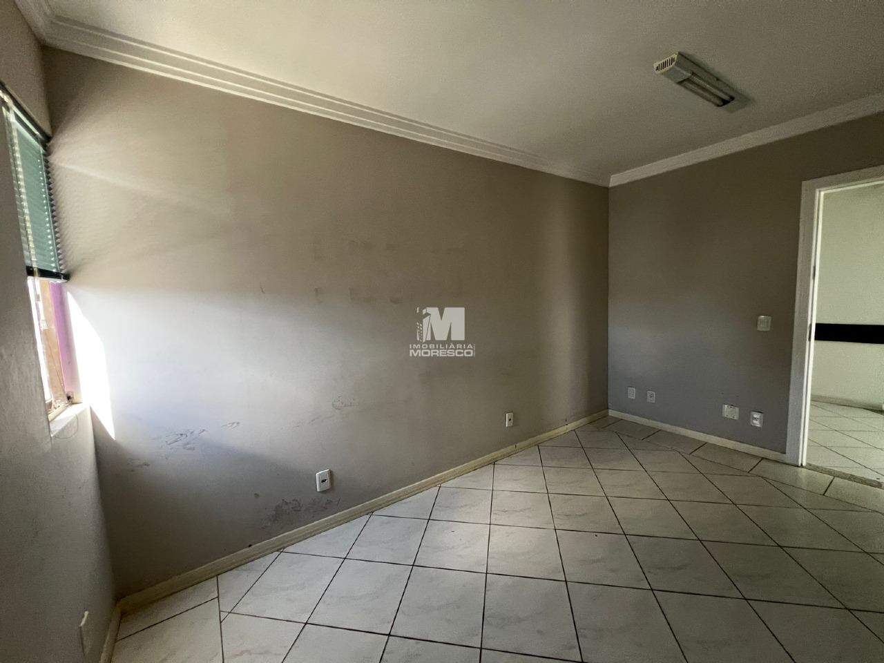 Sala Comercial de 860m² no bairro Centro I, em Brusque | Eu Corretor