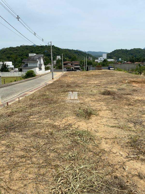 Terreno à venda no bairro Centro: