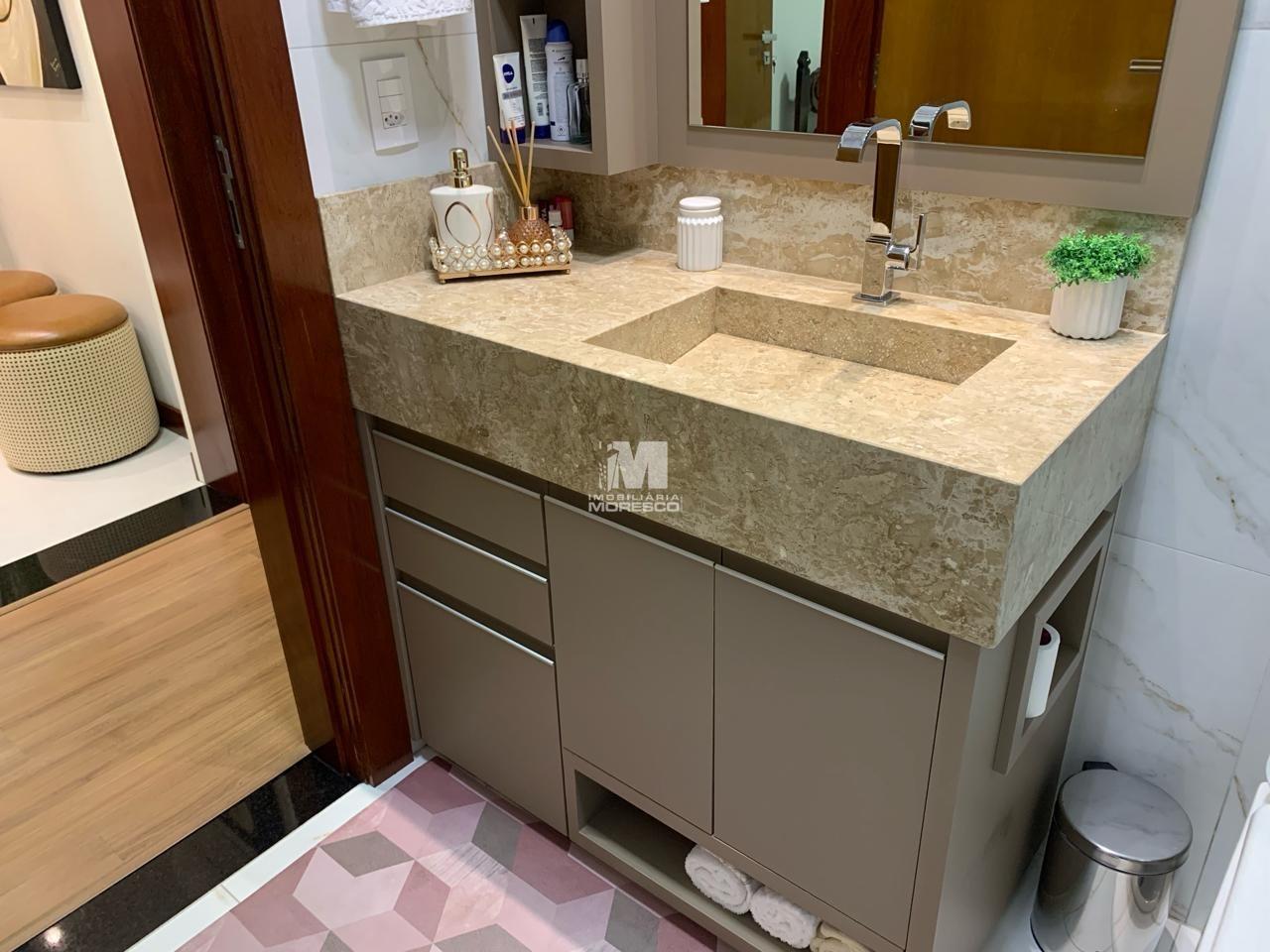 Casa à venda no bairro Dom Joaquim: 