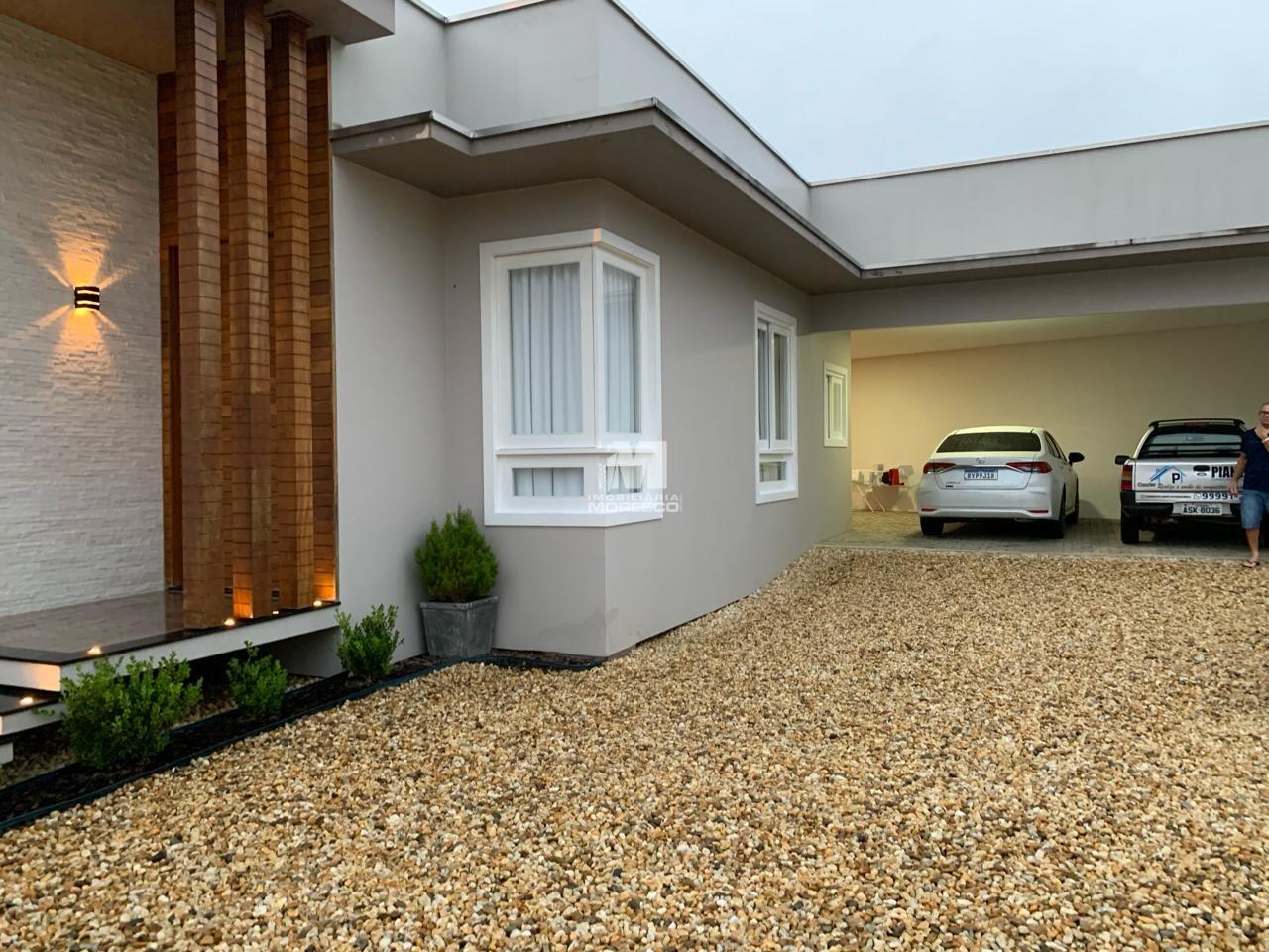 Casa à venda no bairro Dom Joaquim: 