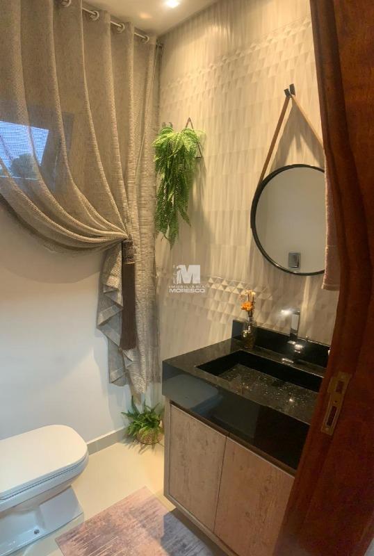 Casa à venda no bairro Dom Joaquim: 