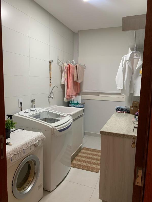 Casa à venda no bairro Dom Joaquim: 