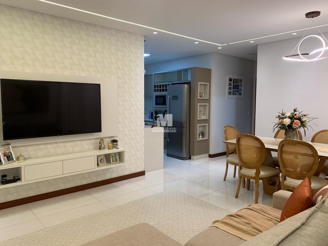 Casa à venda no bairro Dom Joaquim: 