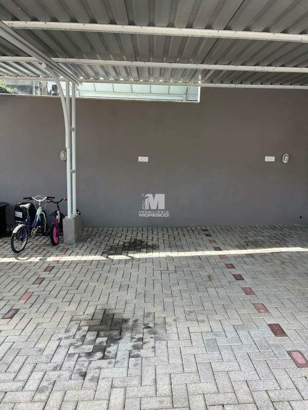 Apartamento para aluguel no bairro Azambuja: