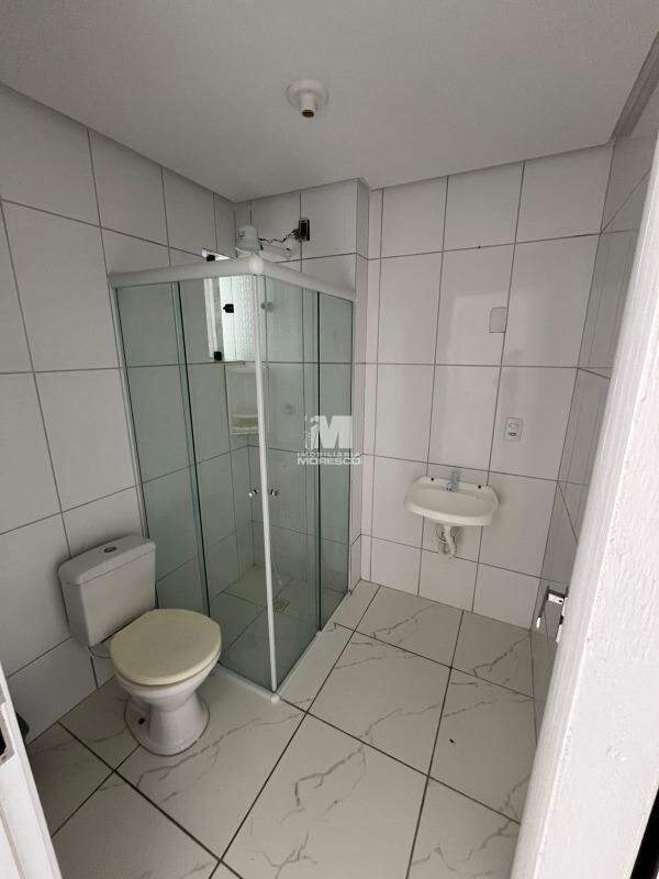 Apartamento para aluguel no bairro Azambuja: