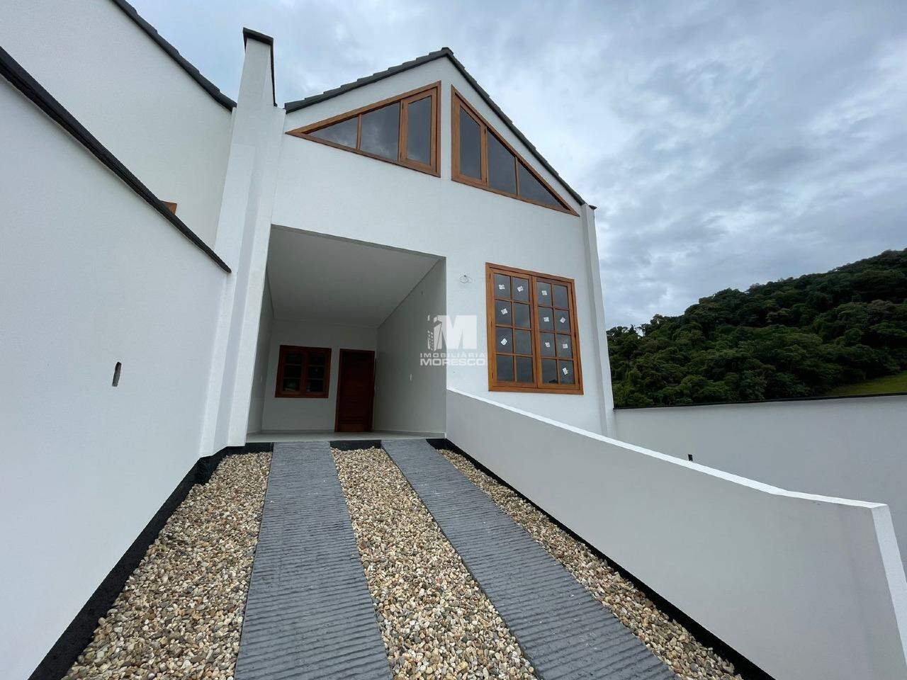 Casa para aluguel no bairro Nova Brasília: 