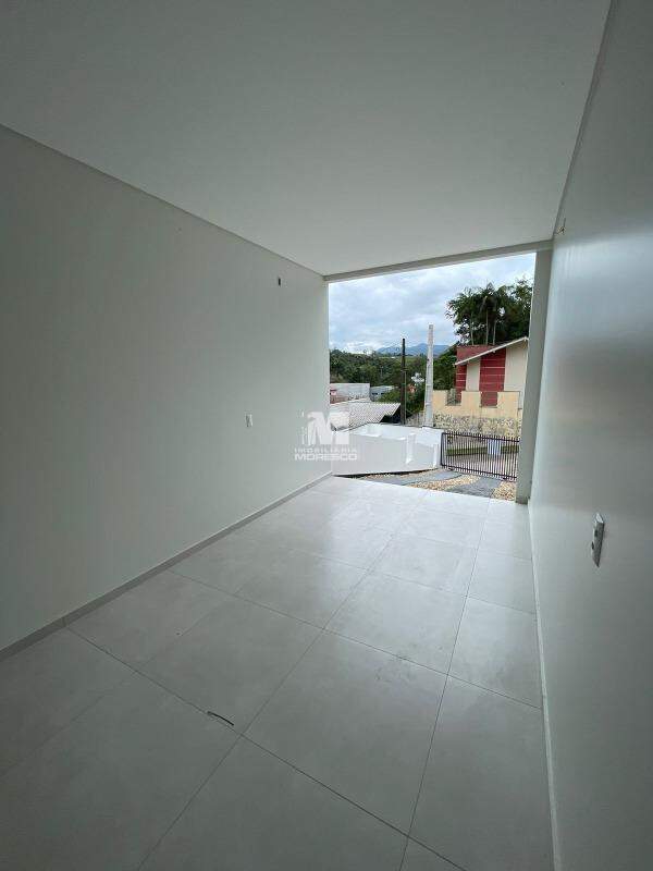 Casa para aluguel no bairro Nova Brasília: 
