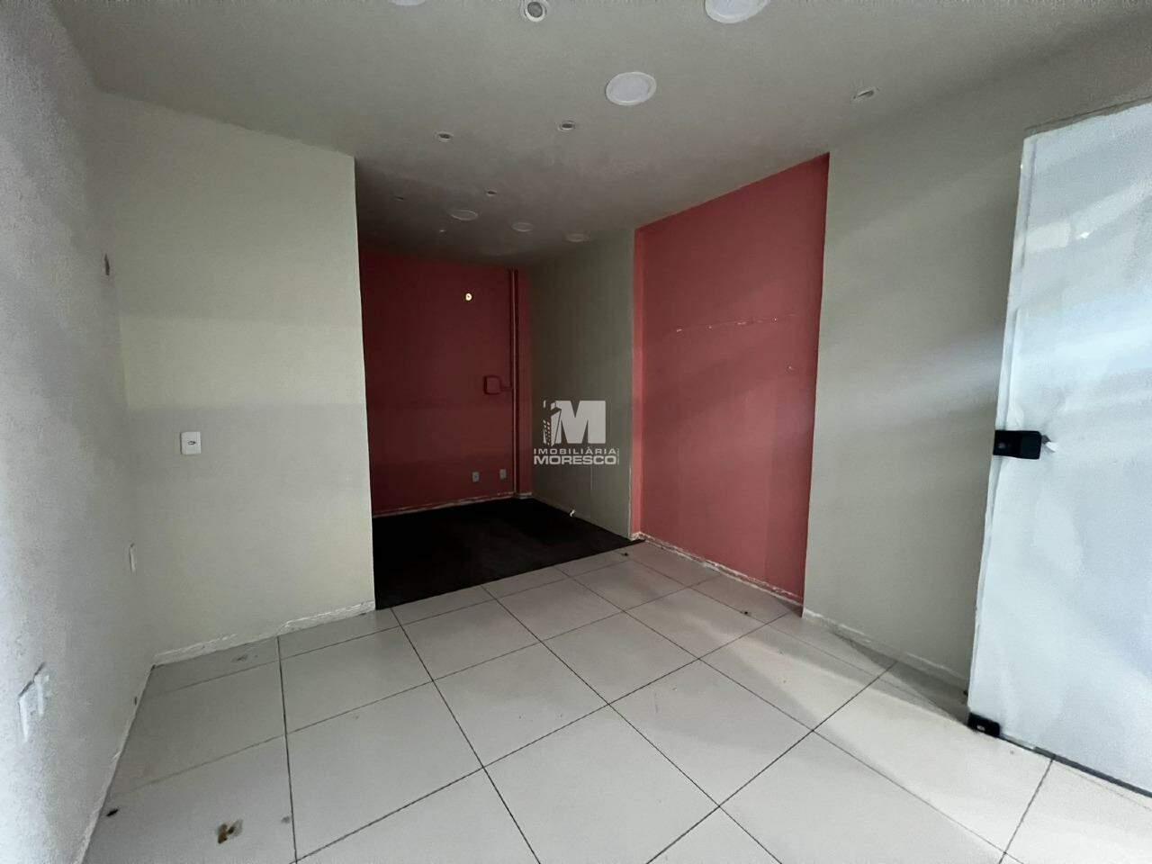 Sala Comercial de 20m² no bairro Centro I, em Brusque | Eu Corretor