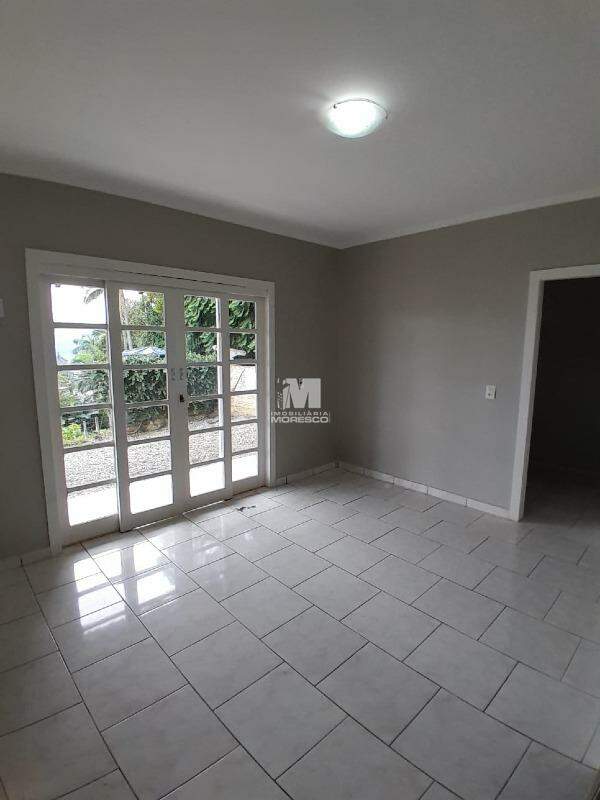 Casa para aluguel no bairro Souza Cruz: 
