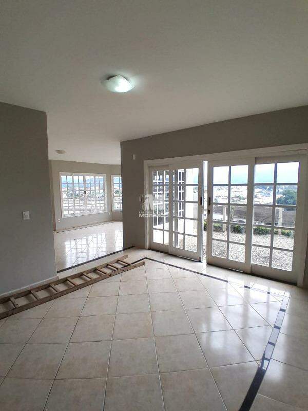 Casa para aluguel no bairro Souza Cruz: 
