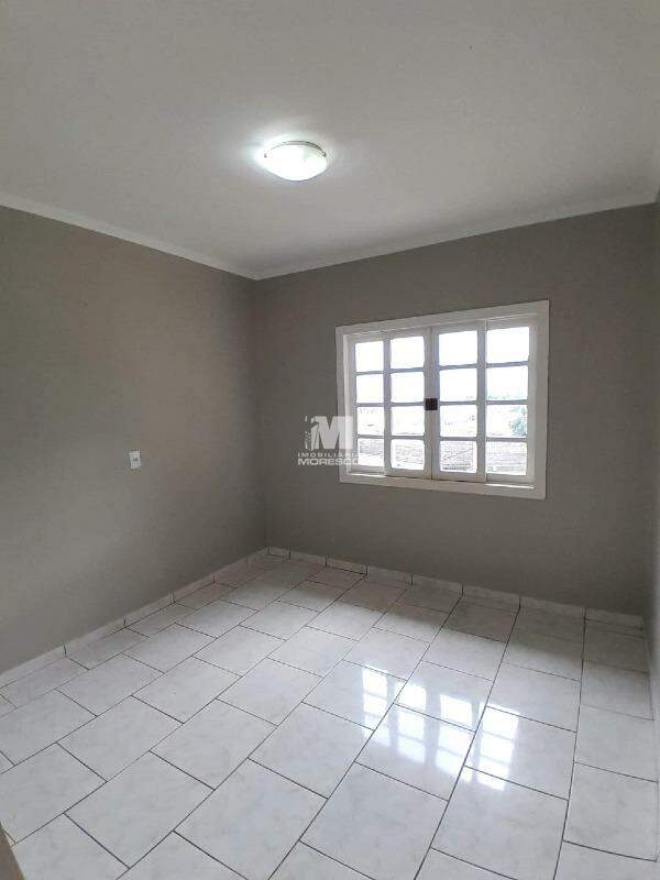 Casa para aluguel no bairro Souza Cruz: 