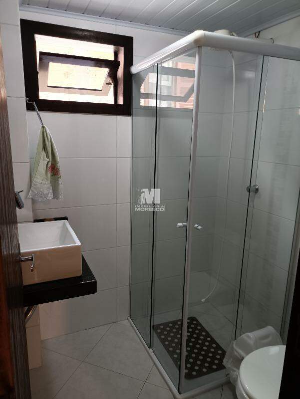 Casa à venda no bairro Guarani: