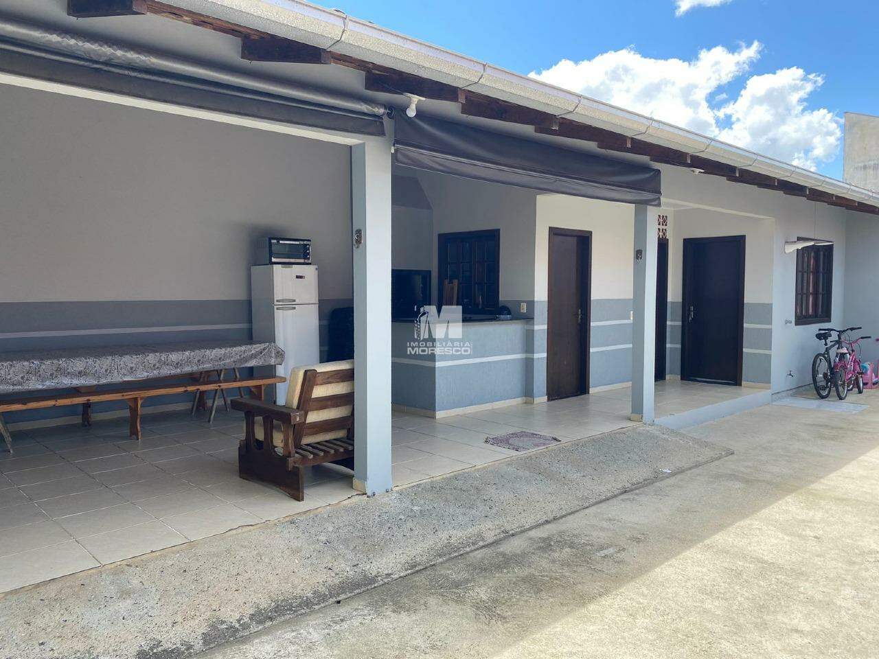 Casa à venda no bairro Limoeiro: 