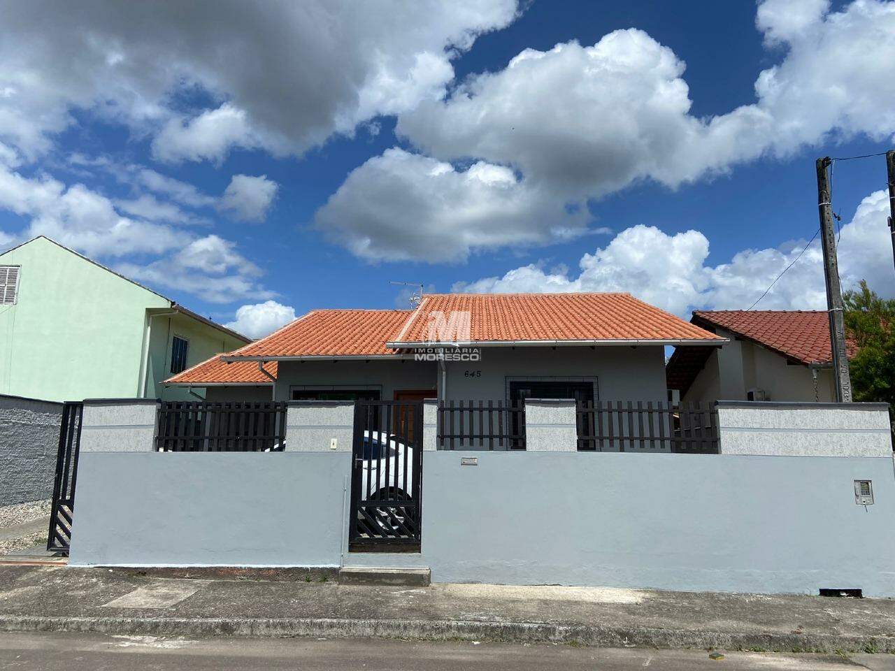 Casa à venda no bairro Limoeiro: 