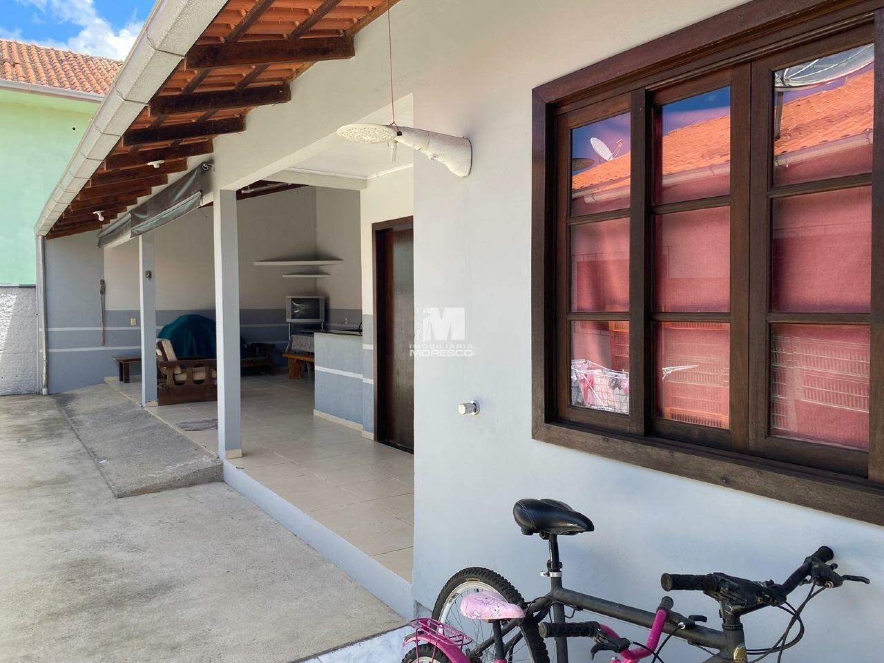 Casa à venda no bairro Limoeiro: 